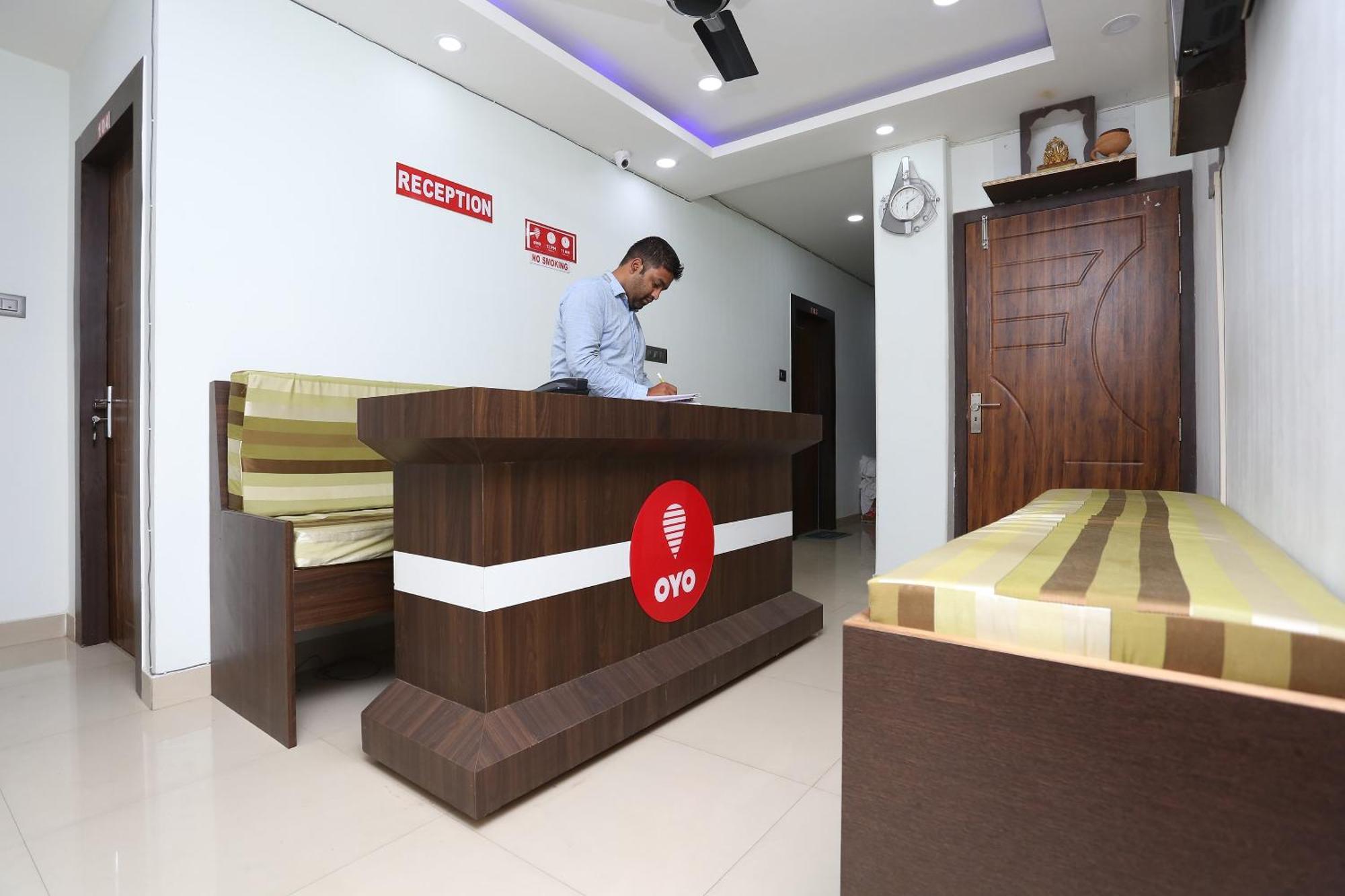 Hotel O Aashray Guest House Guwahati Exterior foto